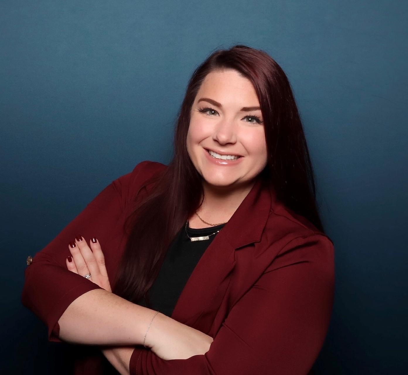 Headshot of Erica Schneider<br />
GenNow Board Member<br />
Taps & Apps Event Chair